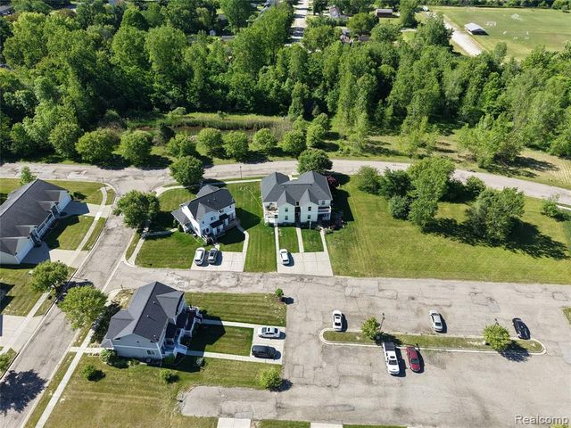 4485 Home Town Drive, Flint, MI 48506