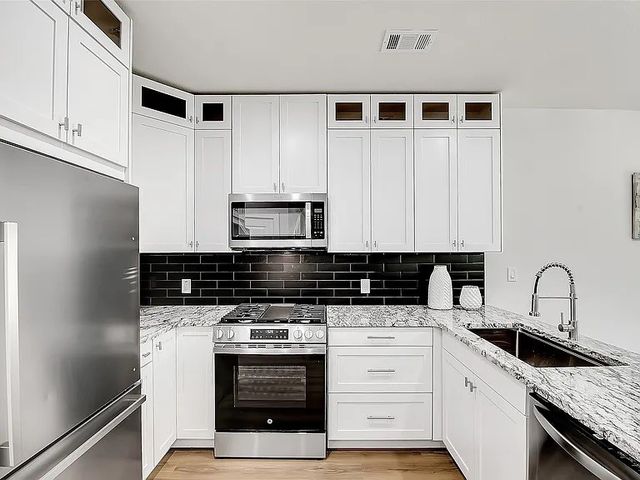 5206 Slate Street, Fort Worth, TX 76114