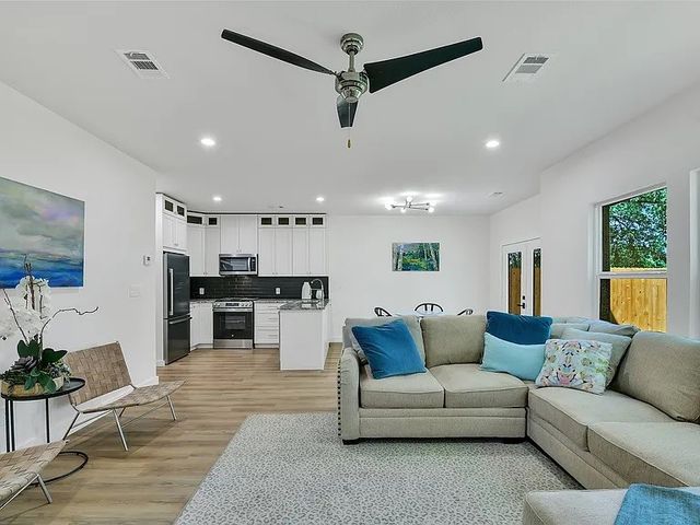 5206 Slate Street, Fort Worth, TX 76114