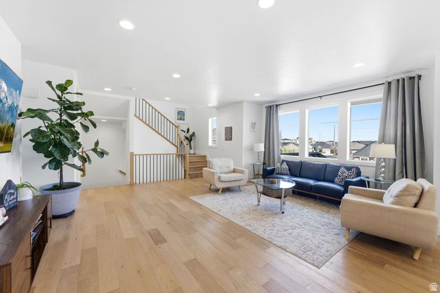 11716 S MEEKS CT, South Jordan, UT 84095