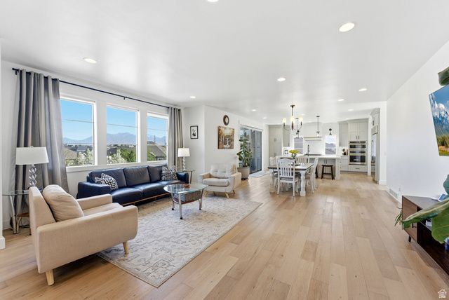 11716 S MEEKS CT, South Jordan, UT 84095