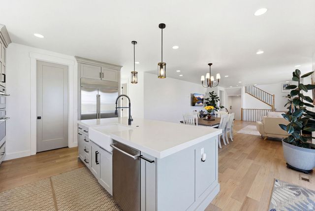 11716 S MEEKS CT, South Jordan, UT 84095