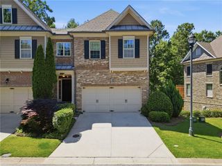 7670 Glisten Avenue, Atlanta, GA 30328