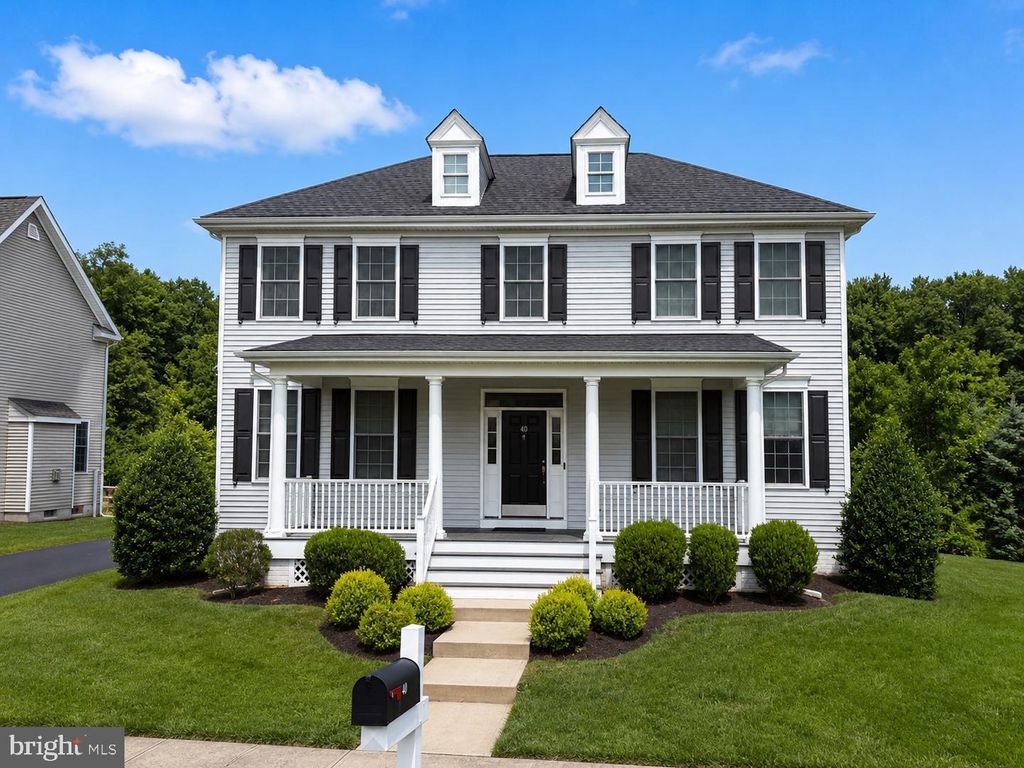 40 OLIVIA WAY, CHESTERFIELD, NJ 08515 — exterior