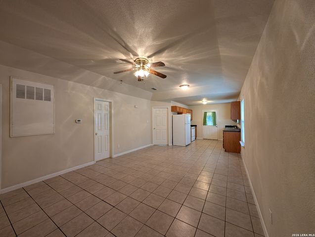 956 MISTY ACRES DR, New Braunfels, TX 78130