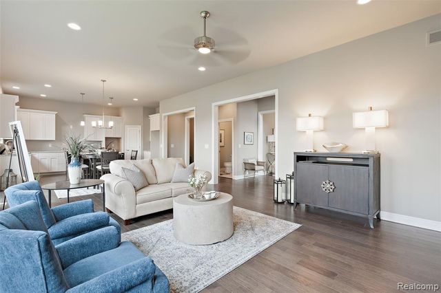 1050 Invitational Drive, Metamora, MI 48455