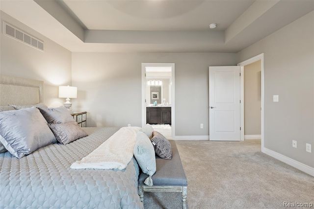 1050 Invitational Drive, Metamora, MI 48455