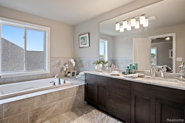 1050 Invitational Drive, Metamora, MI 48455