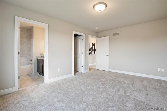 1050 Invitational Drive, Metamora, MI 48455