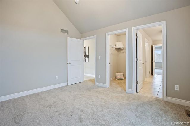 1050 Invitational Drive, Metamora, MI 48455