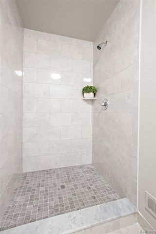 1050 Invitational Drive, Metamora, MI 48455