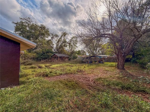 2042 NE 44TH STREET, Ocala, FL 34479