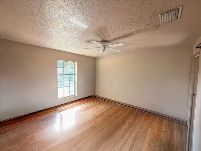 2042 NE 44TH STREET, Ocala, FL 34479