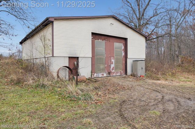 1251 E Reading Road, Hillsdale, MI 49242