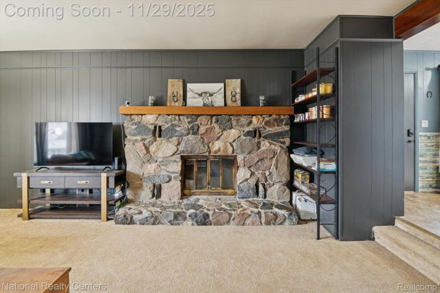 1251 E Reading Road, Hillsdale, MI 49242