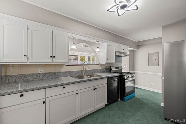 61 Cornell Drive, Cheektowaga, NY 14043