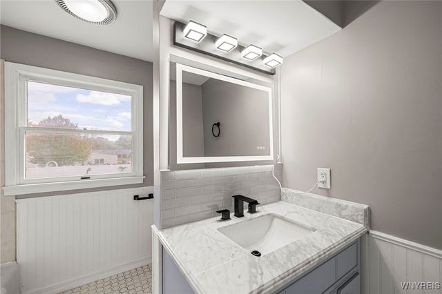 61 Cornell Drive, Cheektowaga, NY 14043