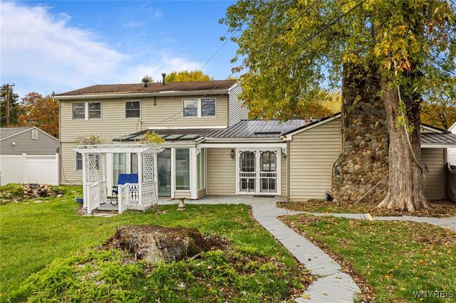 61 Cornell Drive, Cheektowaga, NY 14043