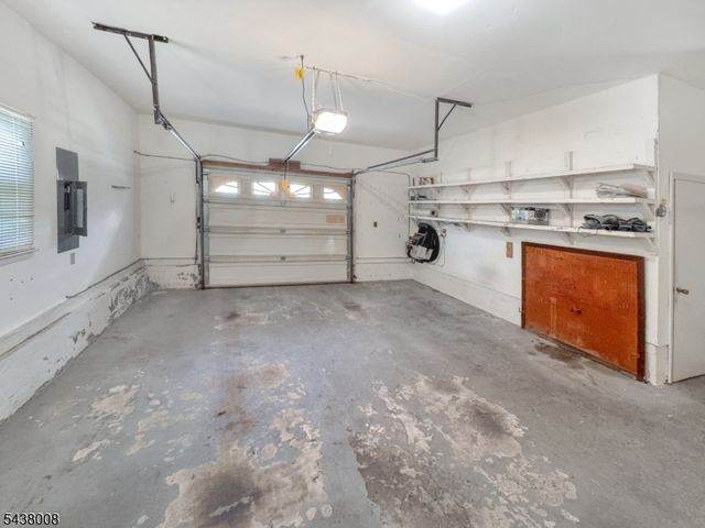 120 Oak St, Bridgewater Twp., NJ 08807