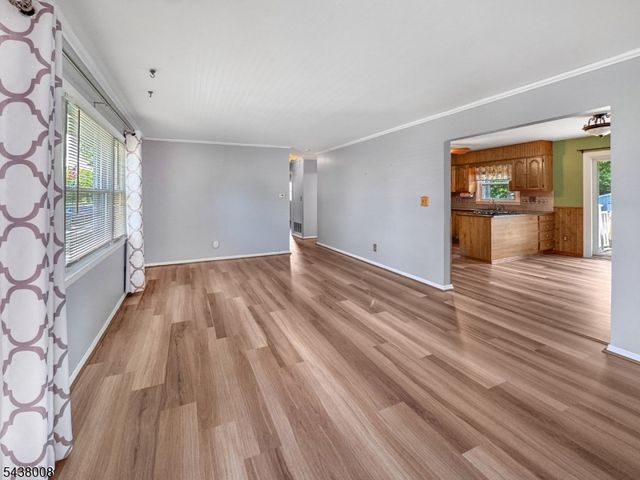 120 Oak St, Bridgewater Twp., NJ 08807