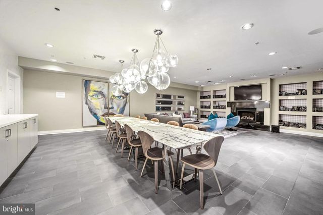 2004 11th St NW Apt 326, Washington, DC 20001