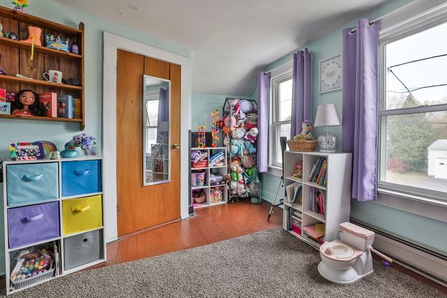 61 Thornton Avenue, Methuen, MA 01844