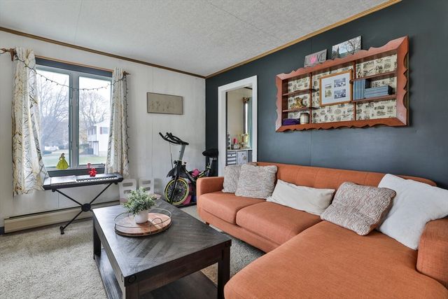 61 Thornton Avenue, Methuen, MA 01844