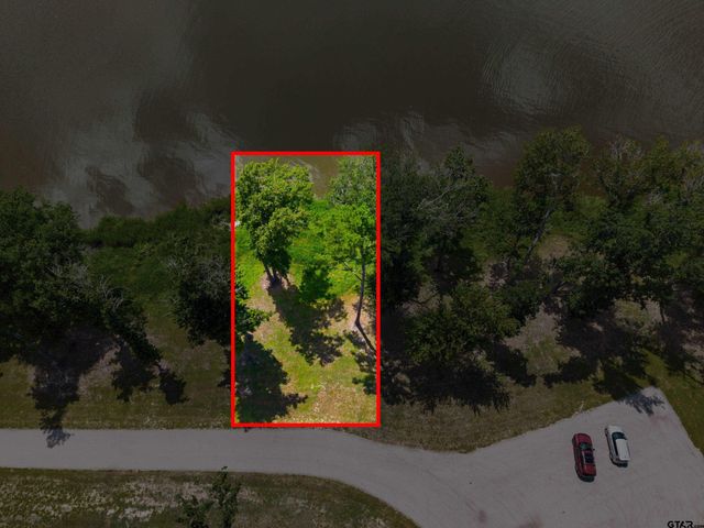 3195 Shadow Pine Drive, Larue, TX 75770
