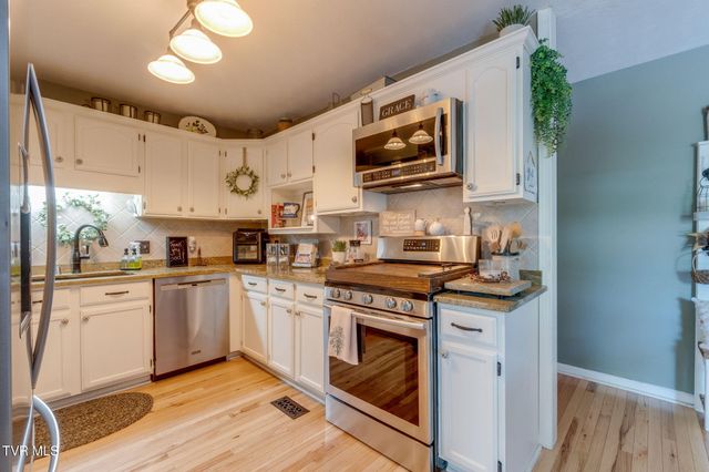 109 Cherokee Circle, Erwin, TN 37650