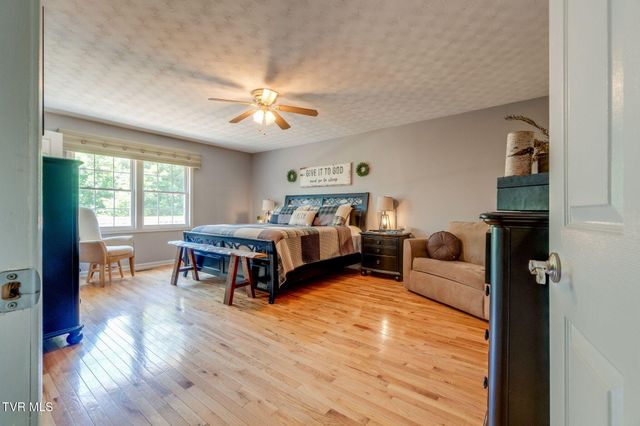 109 Cherokee Circle, Erwin, TN 37650