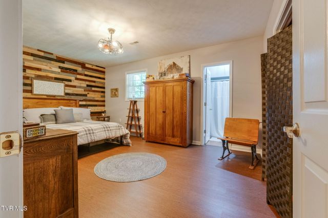 109 Cherokee Circle, Erwin, TN 37650