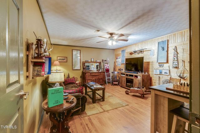 109 Cherokee Circle, Erwin, TN 37650