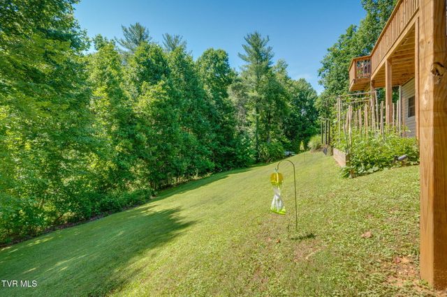 109 Cherokee Circle, Erwin, TN 37650