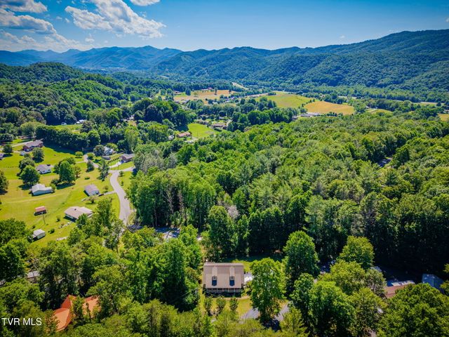 109 Cherokee Circle, Erwin, TN 37650