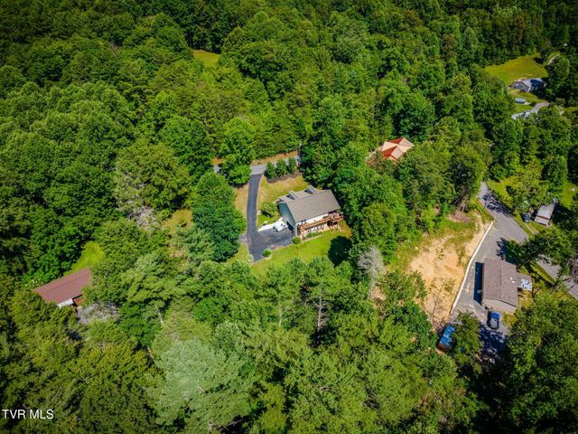 109 Cherokee Circle, Erwin, TN 37650