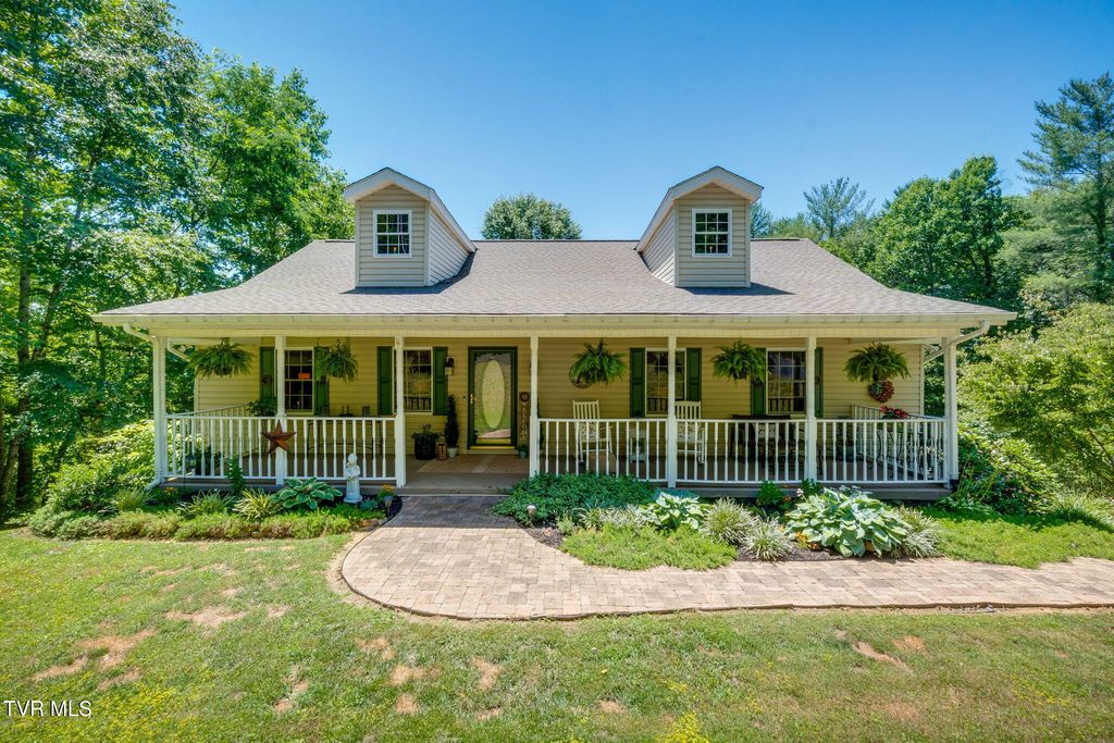 109 Cherokee Circle, Erwin, TN 37650