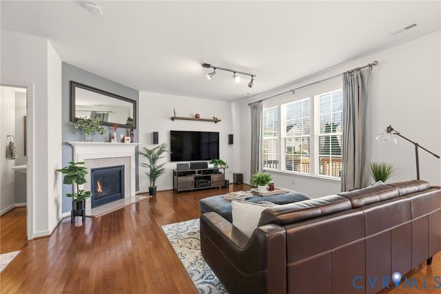 1207 Ashton Village Ct, Midlothian, VA 23114