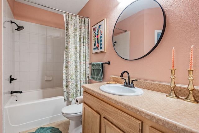 10103 COURTNEY OAKS CIRCLE 103, Tampa, FL 33619