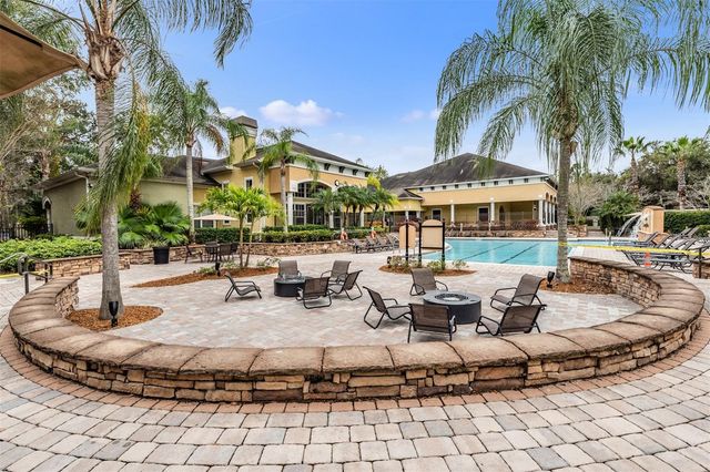 10103 COURTNEY OAKS CIRCLE 103, Tampa, FL 33619