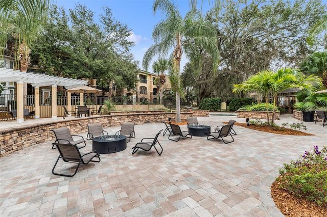 10103 COURTNEY OAKS CIRCLE 103, Tampa, FL 33619