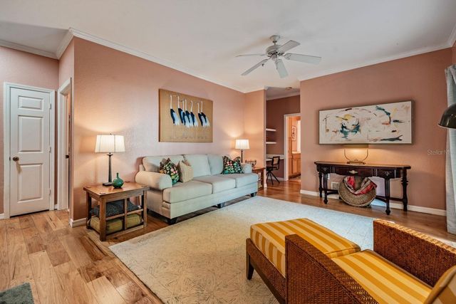 10103 COURTNEY OAKS CIRCLE 103, Tampa, FL 33619