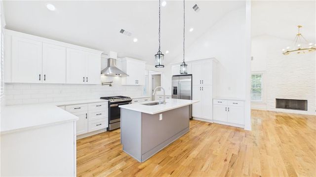 2215 Lang Drive SW, Atlanta, GA 30315