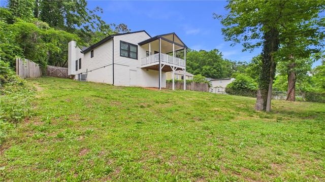 2215 Lang Drive SW, Atlanta, GA 30315