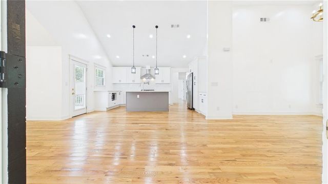 2215 Lang Drive SW, Atlanta, GA 30315