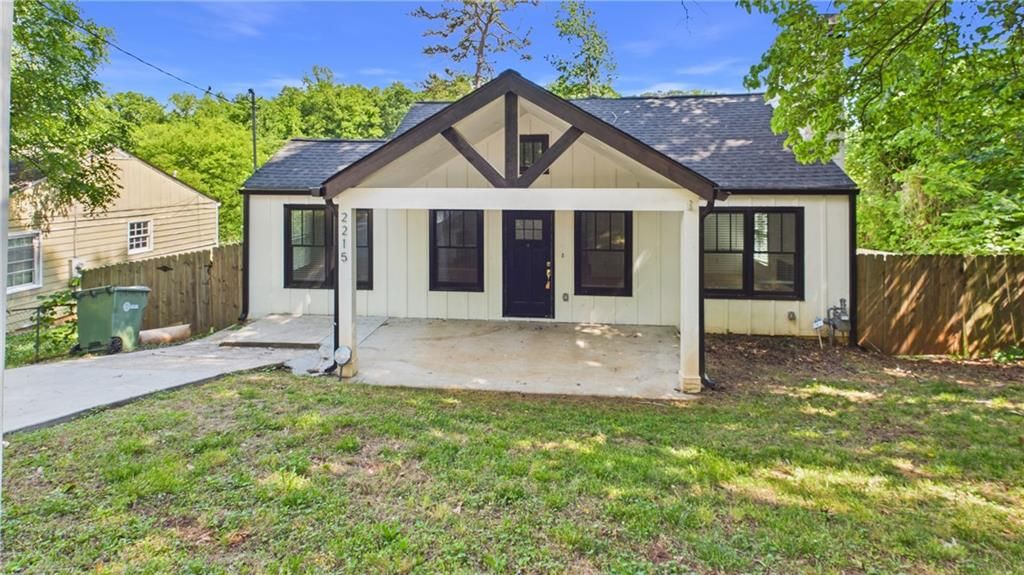 2215 Lang Drive SW, Atlanta, GA 30315