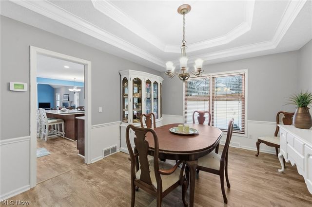 8412 Windsor Way, Broadview Heights, OH 44147