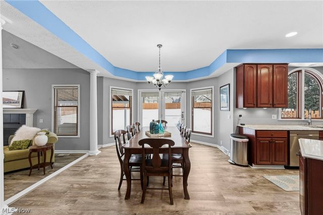 8412 Windsor Way, Broadview Heights, OH 44147