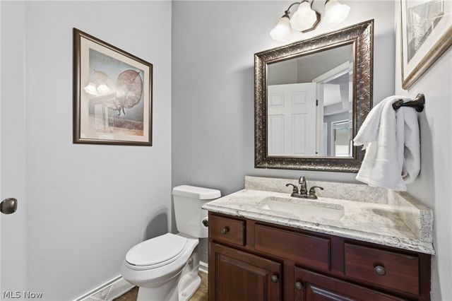 8412 Windsor Way, Broadview Heights, OH 44147