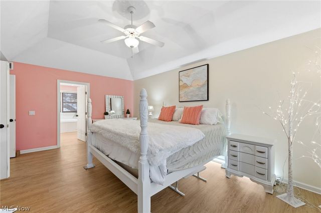 8412 Windsor Way, Broadview Heights, OH 44147