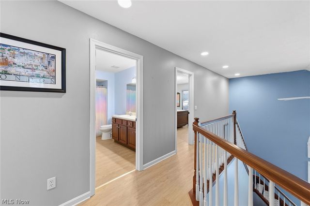 8412 Windsor Way, Broadview Heights, OH 44147